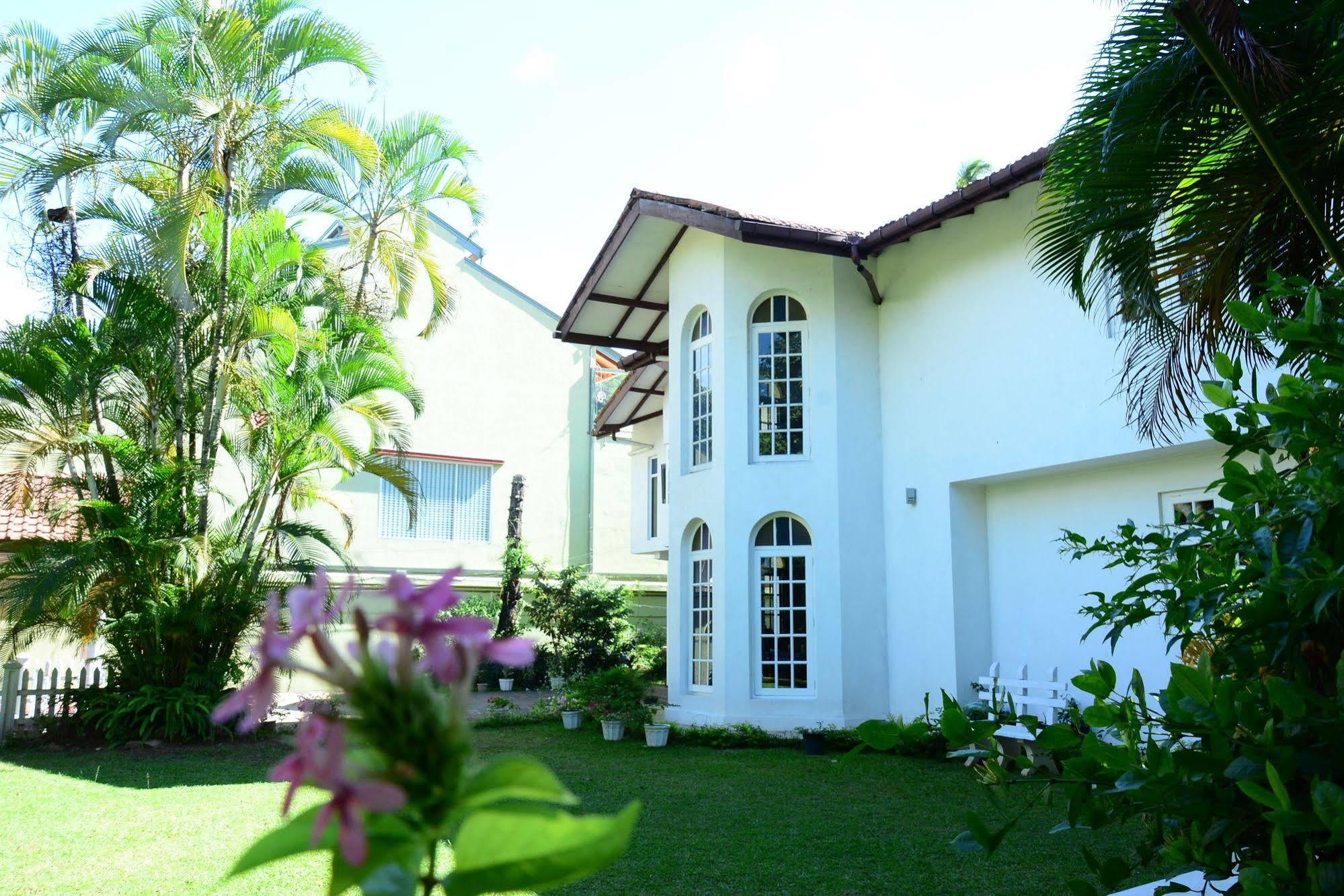 Kandy Green View Bungalow Exterior photo